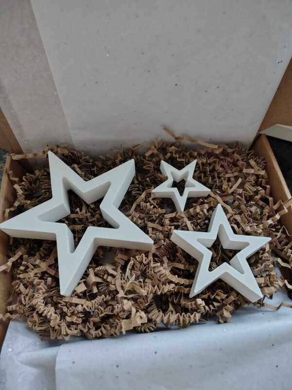 Set of 3 white concrete handmade stars