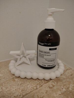 New Page White concrete handmade bubble bowl, with concrete star decoration and hand soap
