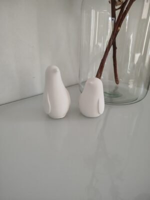 New Page 2 Concrete white decorative penguins